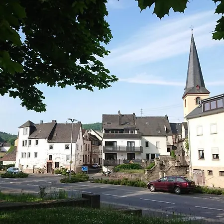 Homestay Ferienwohnung Familie Boemer Alf